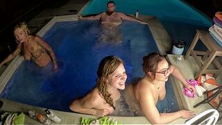 Supah-Super Hot Tub  With Scarlett Gushes,wrath Scarlett Venom & Deliah Grace